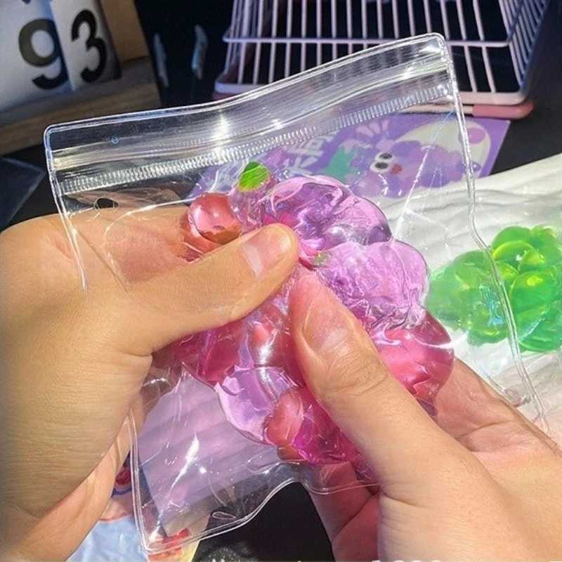 2pcs PurpleGreen Grapes Fidget Toy Squeeze Stress Relief Hand Toy Anti-Anxiety Fruit Stretchy Slow Rising Creative Sensory Toy H260326