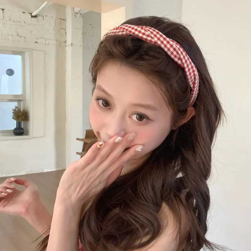 Korean Lattice Twist Headband Womens Toothed Non-slip Hair Band Hair Accessories D260326