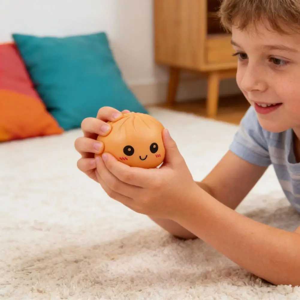 Stress Relief Steamed Bun Toy Portable Travel Slow Rising Smiling Bun Sensory Toy Kids Adults Soft Stress Toy H260326
