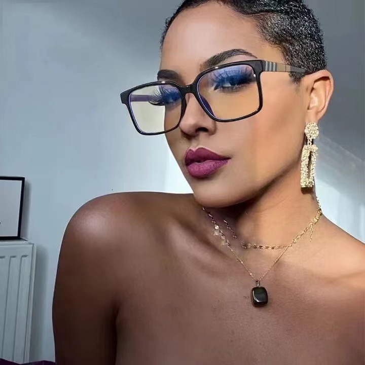 Luxury Brand Designer Sunglasses European And American Blue Light Blocking Glasses For Women, Black Frame, Slimming, Large Frame, Round Face, Radiatio