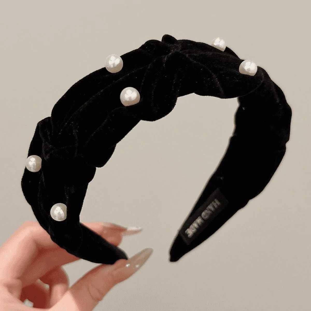1 vintage velvet pleated hairband for women - pearl wide-brimmed headband simple and versatile elegant hair accessory D260326