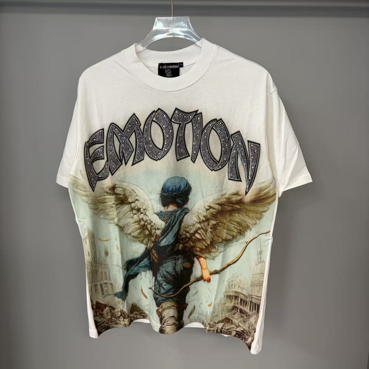 Designer Shirt Refreshing Comfortable Fabric Womens T-Shirt Short Sleeve Embroidery Free Style Daily Wear High Quality Summer New Couple's Style 