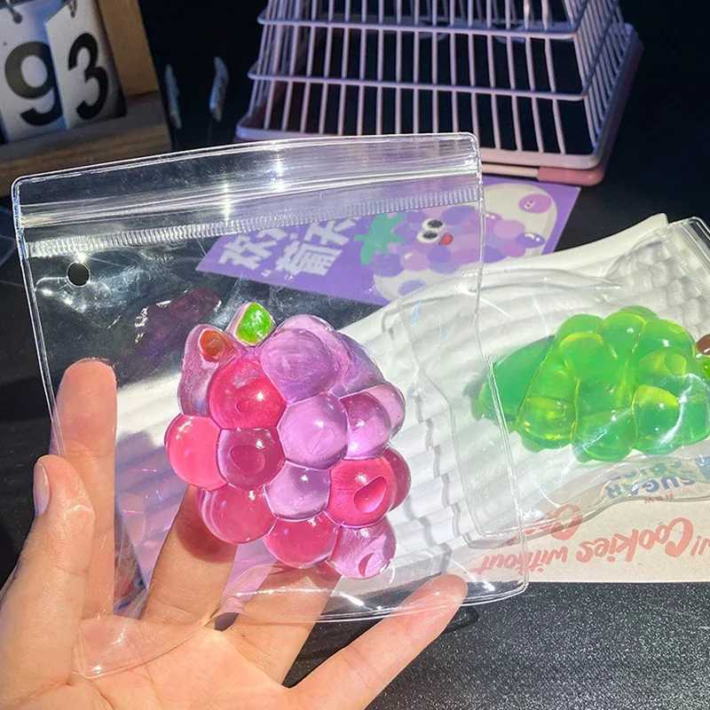 1Pcs Squeeze Stress Relief Hand Toys Fruit Grapes Toy Anti-Anxiety Fruit Stretchy Slow Rising Sensory Props H260326
