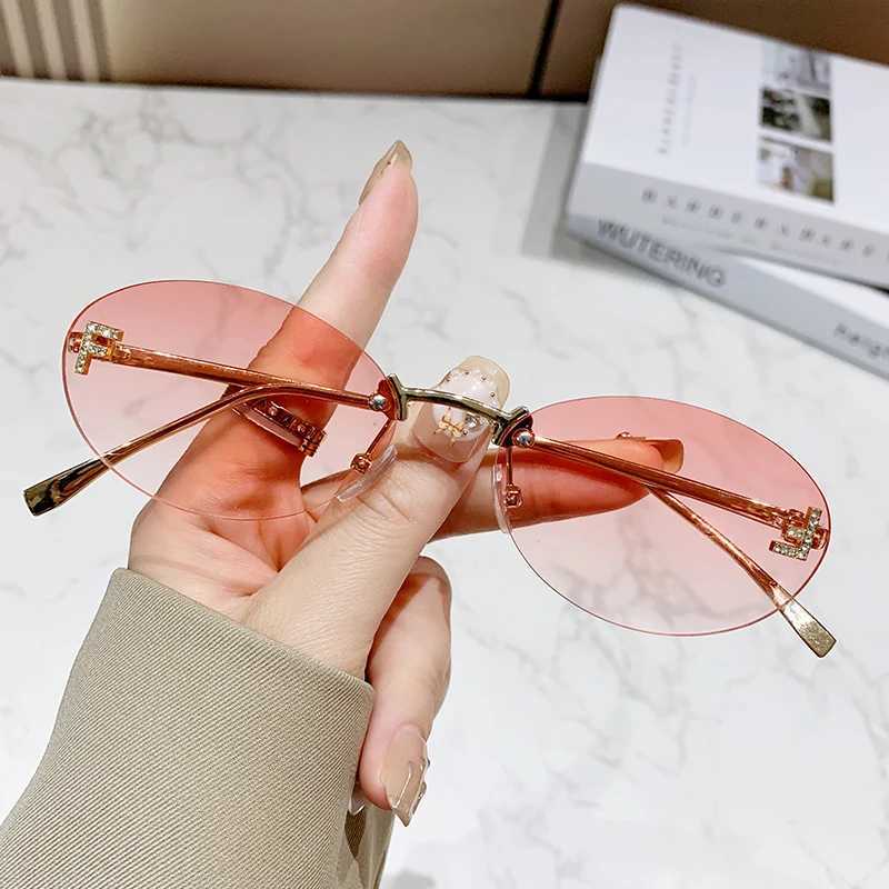 Fashion Brand Rimless Design Sunglasses Female Oval Retro Small Size Metal Suneyeglass Outdoors Casual Vacation UV400 D260326