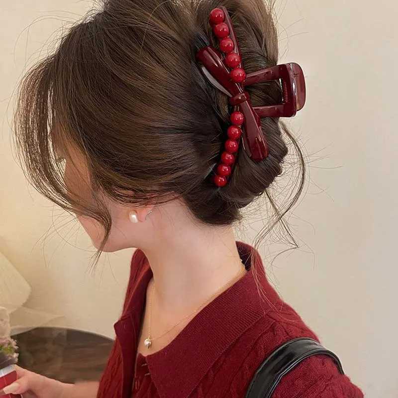 Korean Acrylic Black Bow Hair Claw for Women Fashion Red Beads Large Shark Clamp Hair Clip Headdress Hair Accessories 2024 New H260326