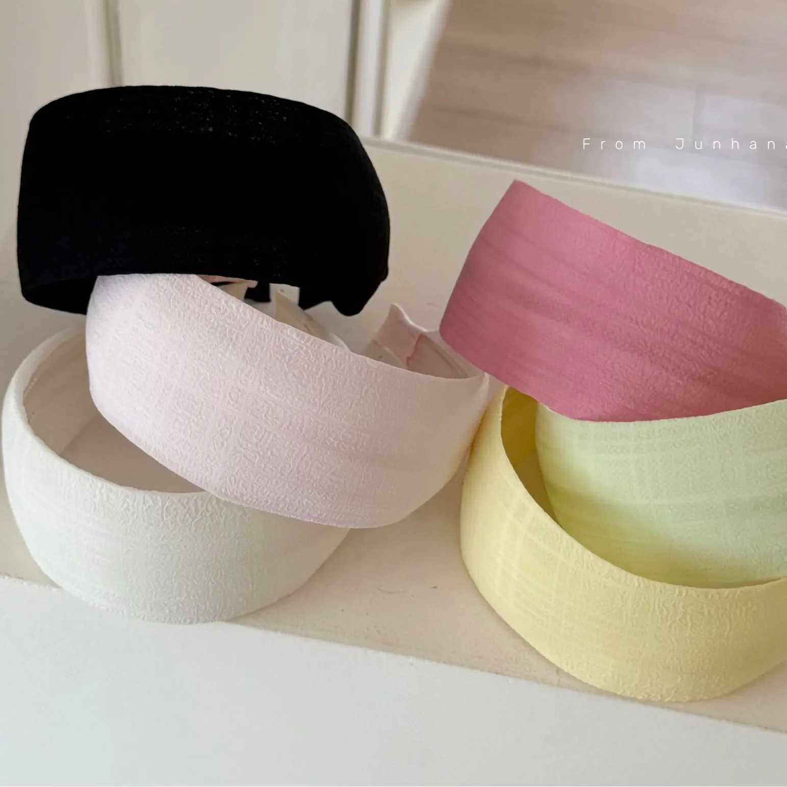 Korean color headband women high cranial top fabric hair accessory daily wear face washing pressure hairpin headgear D260326