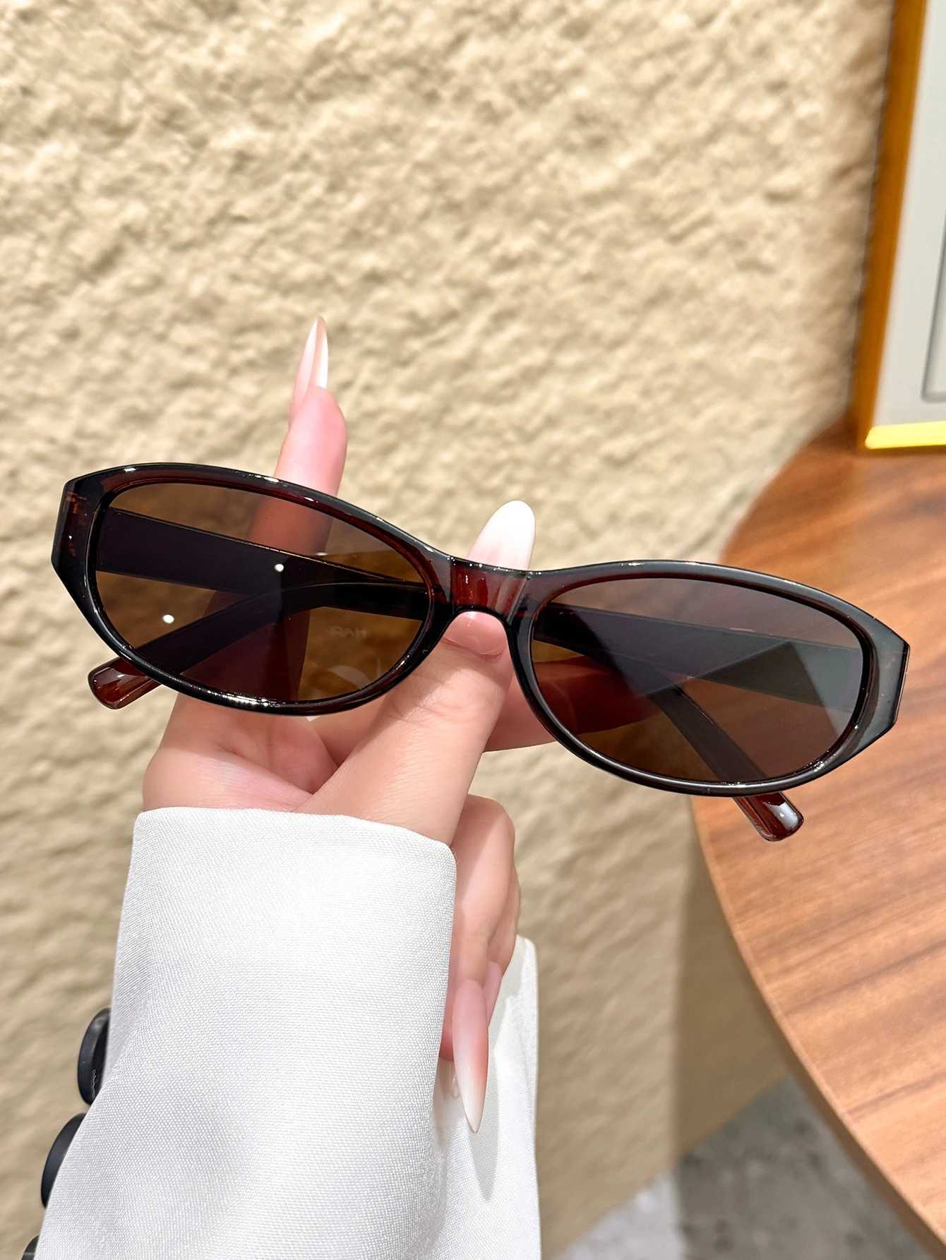 1Pc Retro Fashion Cat-Eye Narrow Frame Sunglasses Classic Versatile Basic Item Sunglasses for Daily Outings Vacation Outfits Dri D260326