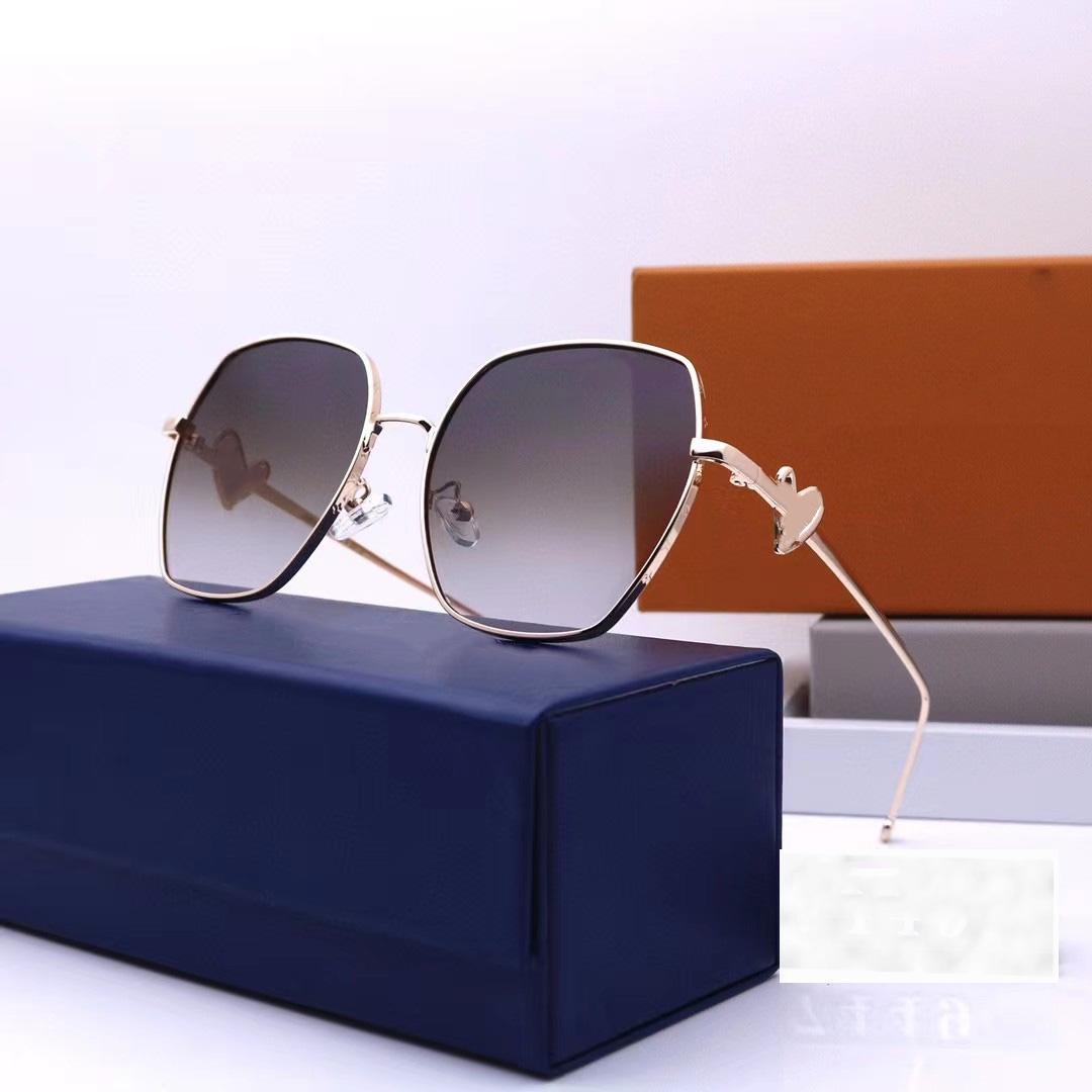 luxury Designer Sunglasses Womens Polygons Wearing Outdoor Shades Fashion Senior Eyewear For Women Eyeglasses Frame Vintage Metal Sun Glasses With box