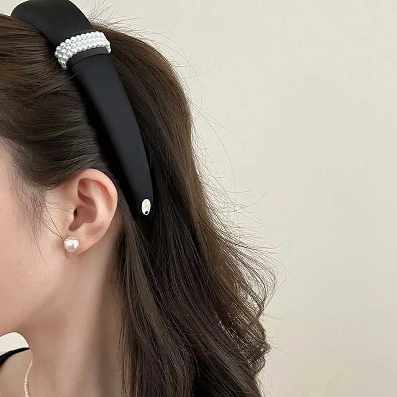 Korean Pearl Satin Headbands for Women Elegant Black White Wide Side Elastic Sponge Thick Headdress Wedding Hair Accessories D260326