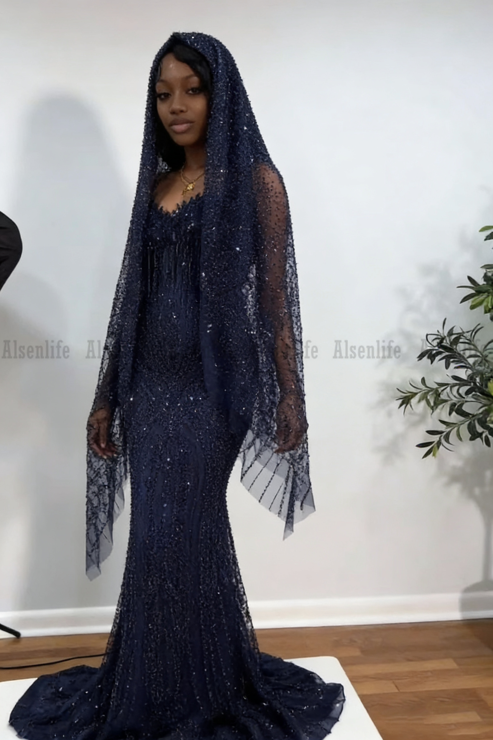 Elegant Black Prom Dresses 2026 Beading Crystal Evening Dress With Veil Long Birthday Party Gowns