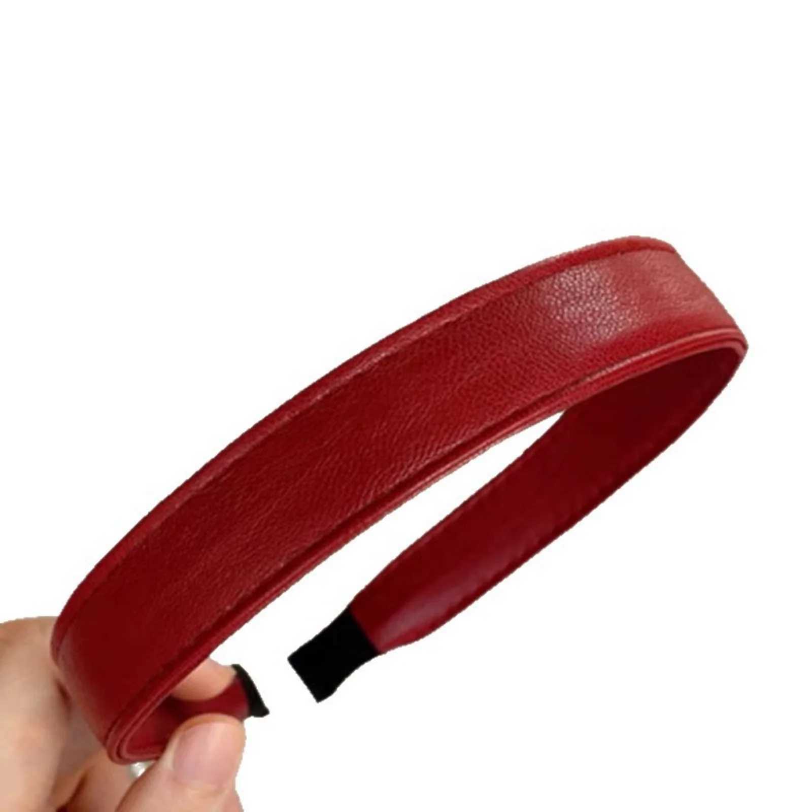 1Pc Retro Wine Red Leather Headband High-End Hair-Containing Hoop New Year PU Leather Korean-Style Travel Hair Band D260326