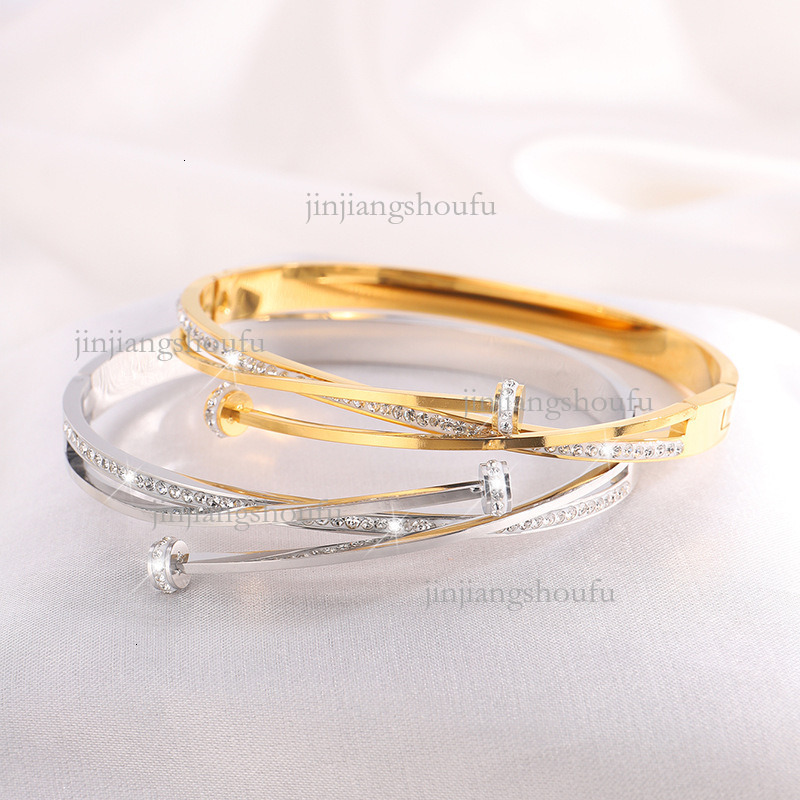 2026 Silver Plated Mobius Designer Couple Bracelet Luxury Women's Jewelry Stainless Steel Personalized Heart Shaped Love Bracelet High Quality Ac