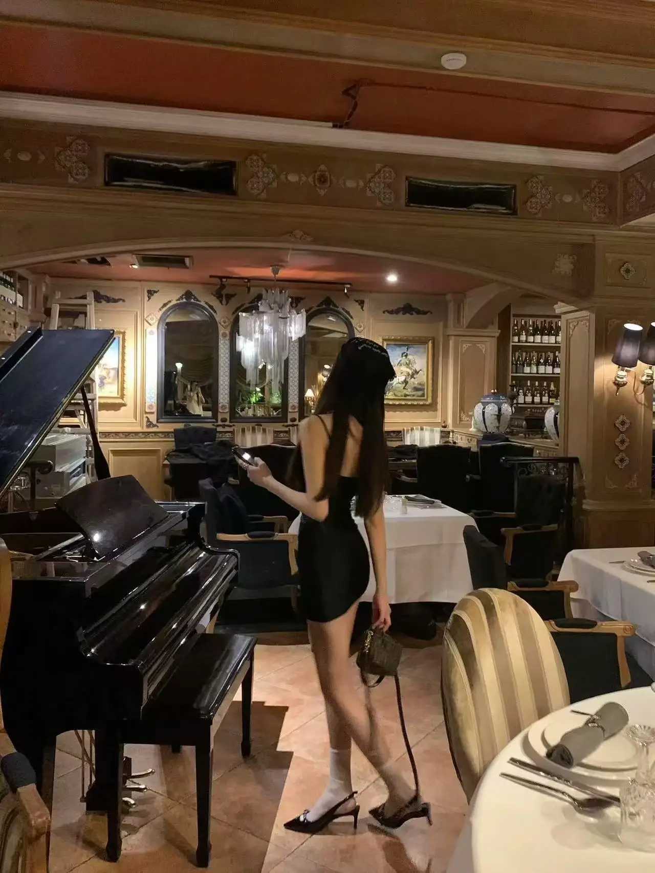 Y2K slim-fit black lace sexy halter dress New versatile letter print spicy hips Little M260326