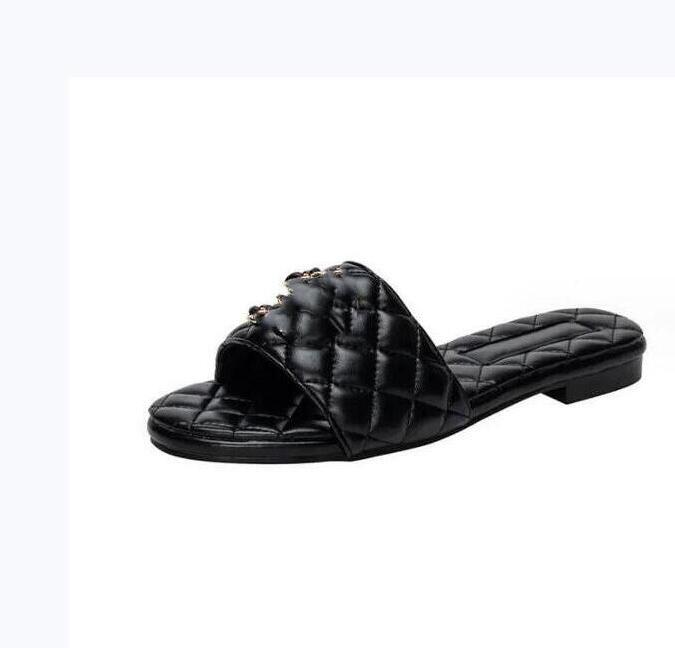 Luxury Metallic Slide Sandals Designer Slides Women's Slippers Shoes Summer Sandal Fashion Wide Flat Flip Flops Slipper For Women Low Heel Shoes Size 35-42 CH6725