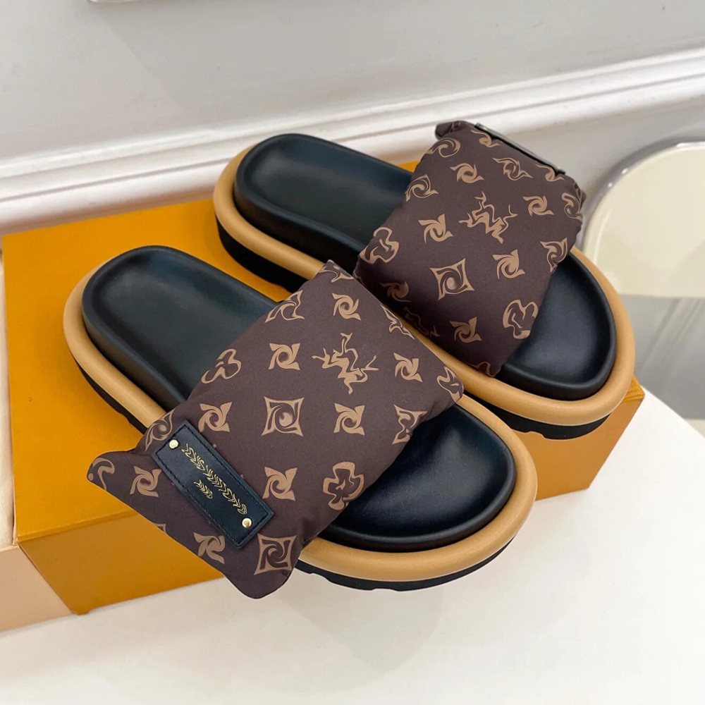 Designer sandals slippers for women slides comfort embossed ladies mules flats shoes triple black pink deep denim blue luxury fashion woman men sliders