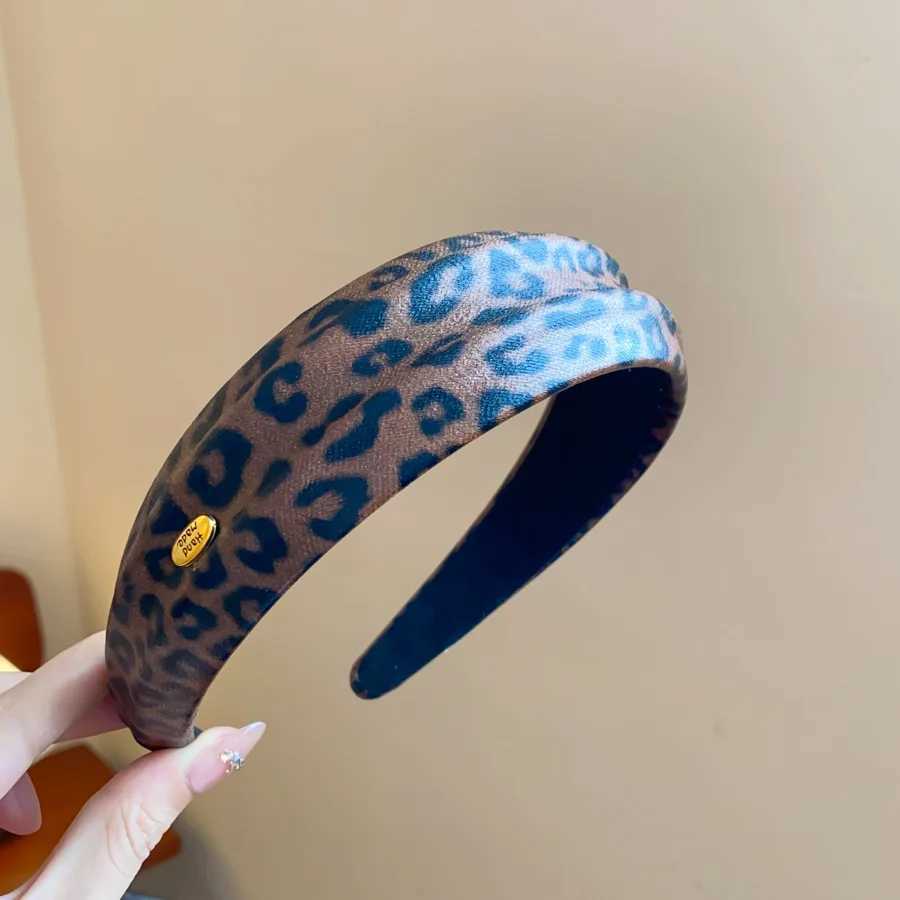 Luxury Leopard Print Leather Headbands for Women Vintage Wide Bump High Skull Top Hair Hoop Autumn Winter Headwear Party Decor M D260326