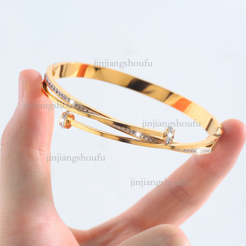 2026 Silver Plated Mobius Designer Couple Bracelet Luxury Women's Jewelry Stainless Steel Personalized Heart Shaped Love Bracelet High Quality Ac