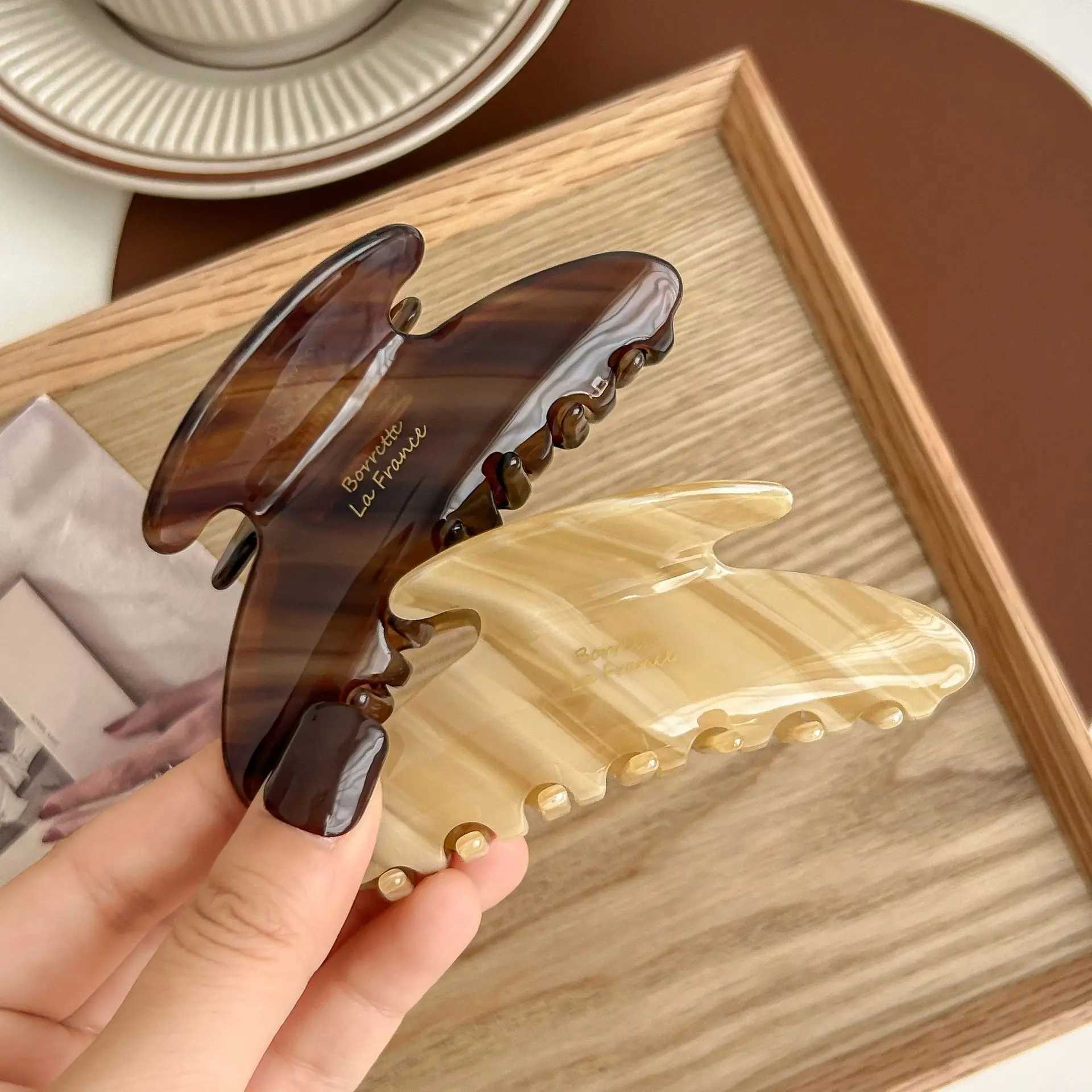 1Pcs of Hairpins High-end Korean Style Medium Shark Clip for Hair and Back of Head Girls and Ladies New Products H260326