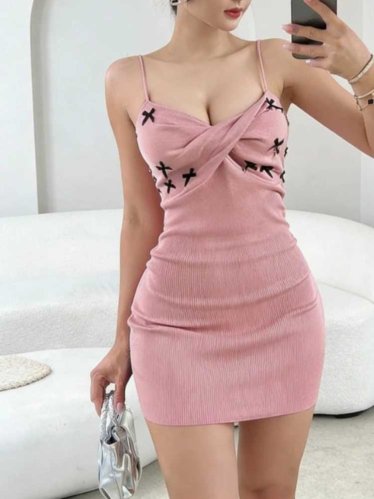 Womens Pink Spaghetti Strap Crisscross V-Neck Dress Star Embellished Stretchy Knit Bodycon Mini Dress Casual Summer Party Dress M260326