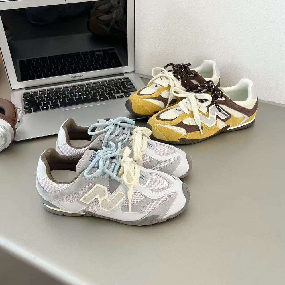 Ultra-Light Soft Sole Sports For Women, Hot-Selling 2025 New Casual Height-Increasing Women's Shoes, Thick-Soled De Xun Forrest Gump Shoes