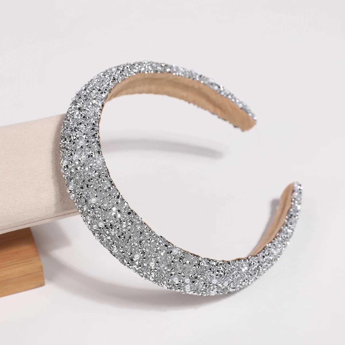 Pearl and Rhinestone Wide Headband Multi-Color Light Luxury Shiny Headband Versatile for Daily Wear/Parties Makes Face Look Smaller Elegant Hair Acces