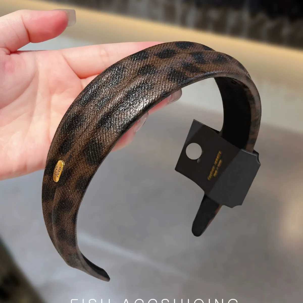 New autumn winter new fashion leopard print leather headband wide hair accessories band for women girl vintage adults kpop 2025 D260326