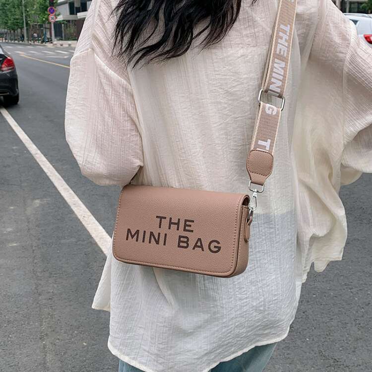 Factory wholesale trendy women's fashionable lettered small square ladies' casual shoulder and crossbody bags, customizable with logo