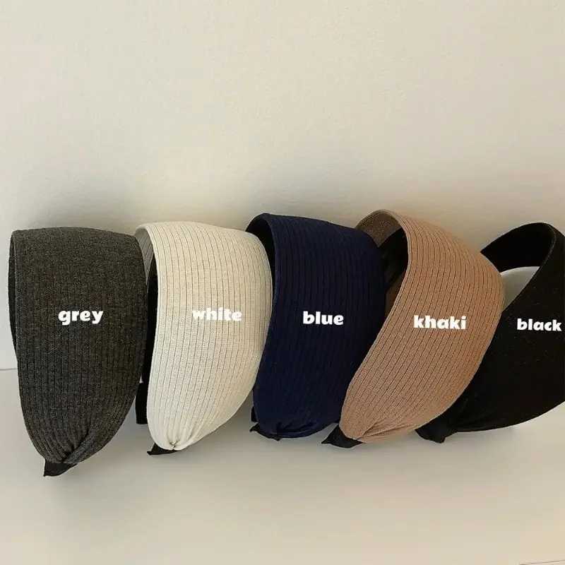 Retro High Crown Wide-Edged Headband for Women Anti-Slip Hairpin Hair Ornament Elegant Hair Accessory for Formal Casual Events D260326