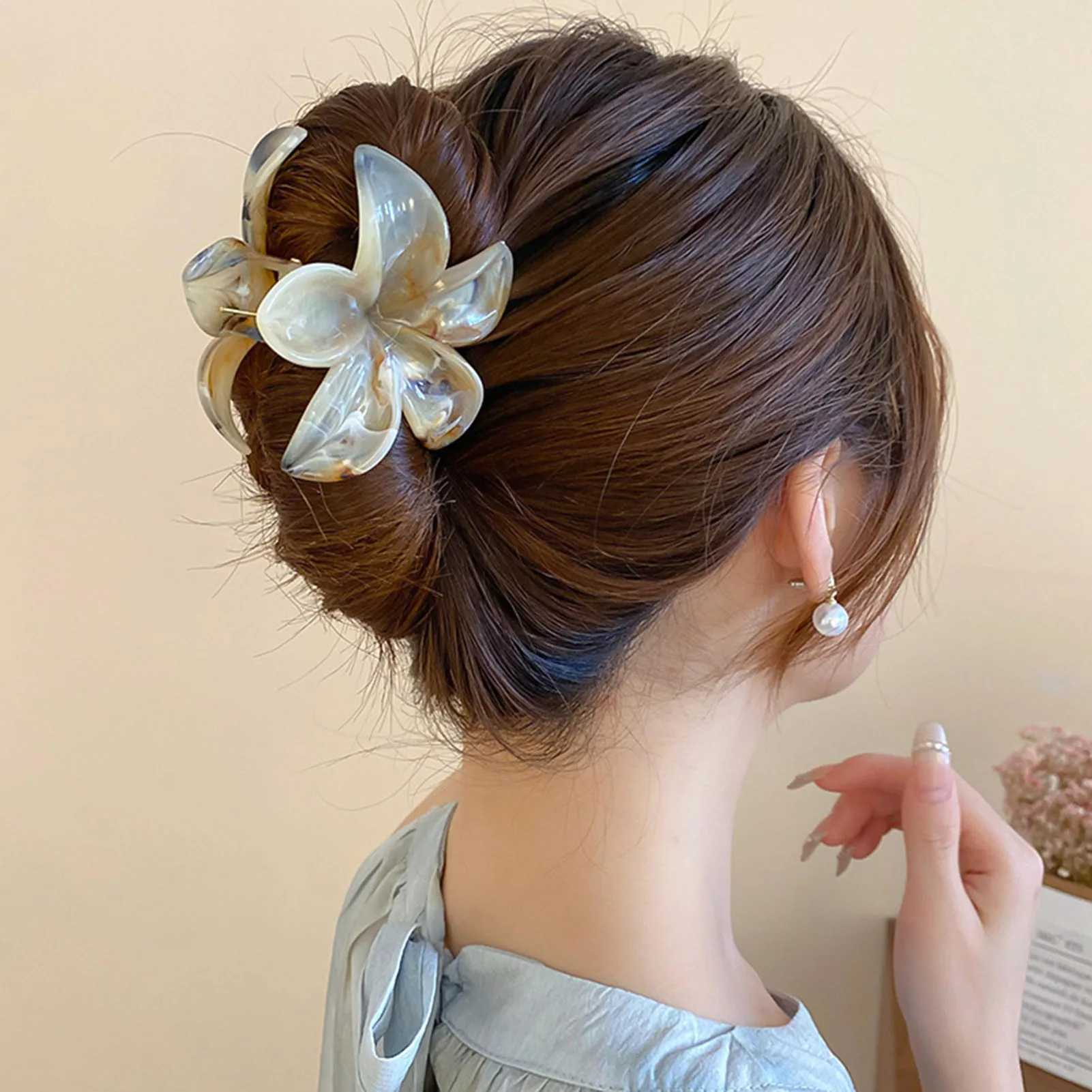 4cm Gradient Color Flower Acrylic Hair Claws Clip Women Girls Sweet Hairpins Beach Hawaiian Style Colorful Hair Accessories H260326