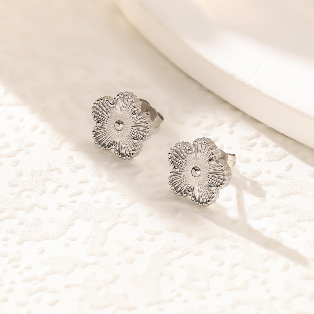 3pcs/set Designer Jewelry Set Five-petal Flower Clover Earrings Necklace Ring Bracelet Stainless Steel set for Woman Accessories Party Jewelry