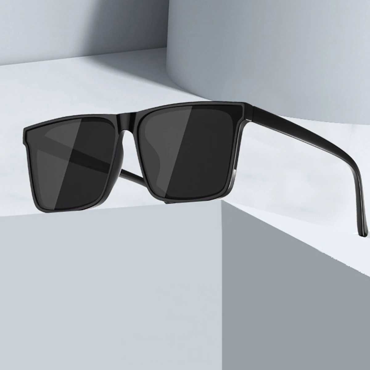 1PC New Square Fashion Sunglasses Mens Colorful Sheet Sunglasses Street Shooting Glasses D260326