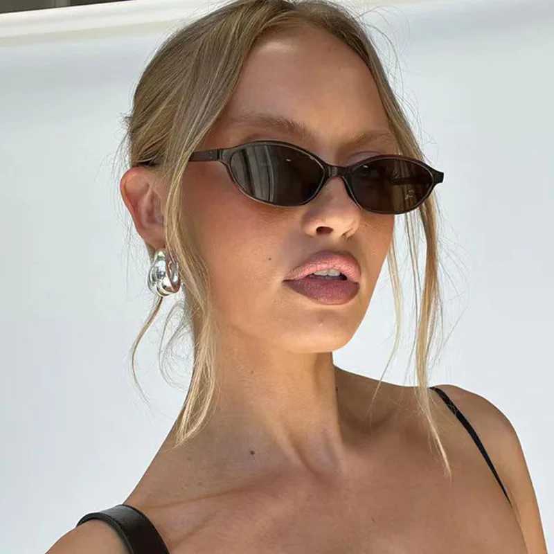 Retro Oval Frame Sunglasses Fashion Women Trendy Small Frame Sunglasses Punk Cat Eyes Sunshade Sun Protection UV400 Glasses D260326