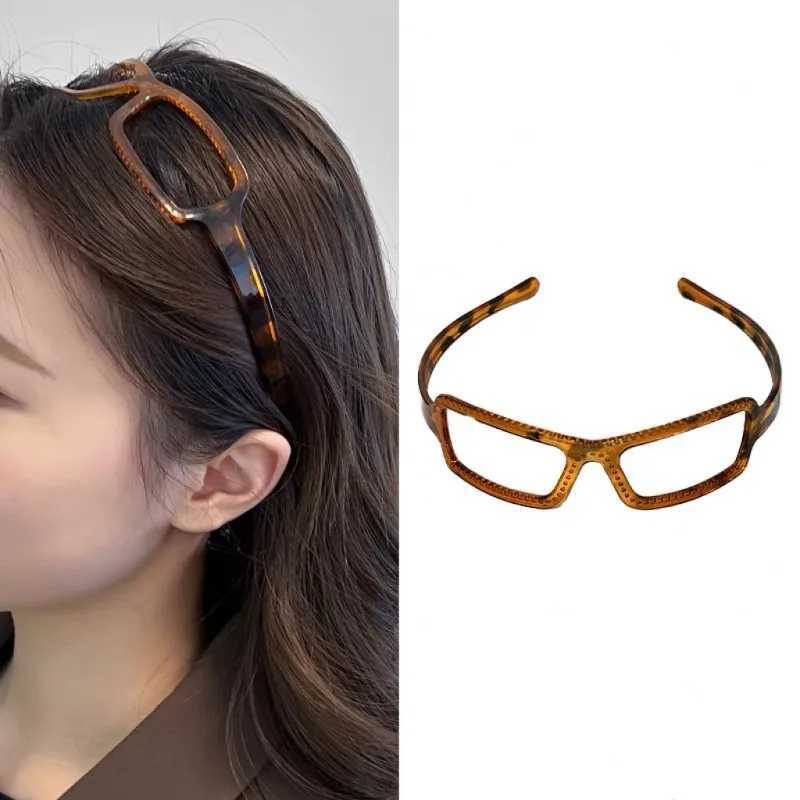 Coffee Leopard Print Eyeglass Frame Shape Acrylic Hair Bands for Women Outdoor High Skull Top Fixed Headband Vintage Accessories D260326