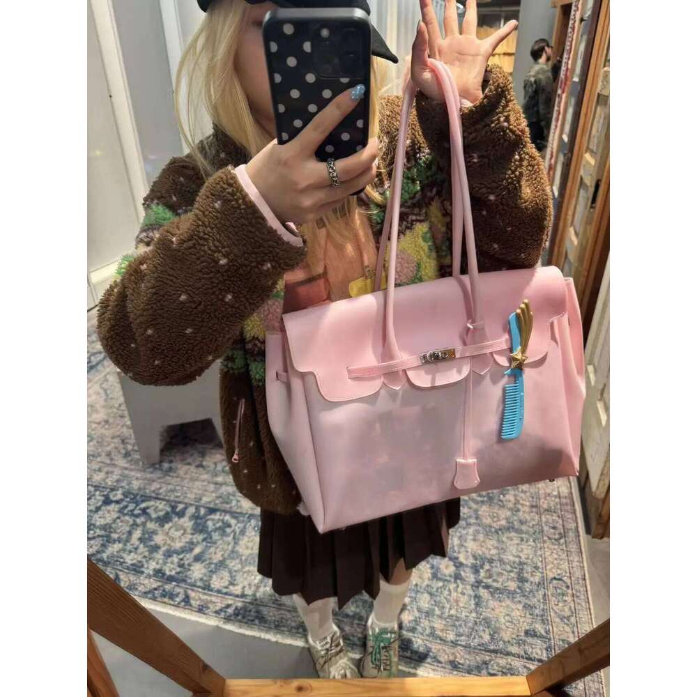 Kiikii Same Jelly 2026 Summer New Commuting Tote Fashion Transparent Large-Capacity Armpit Bag Female