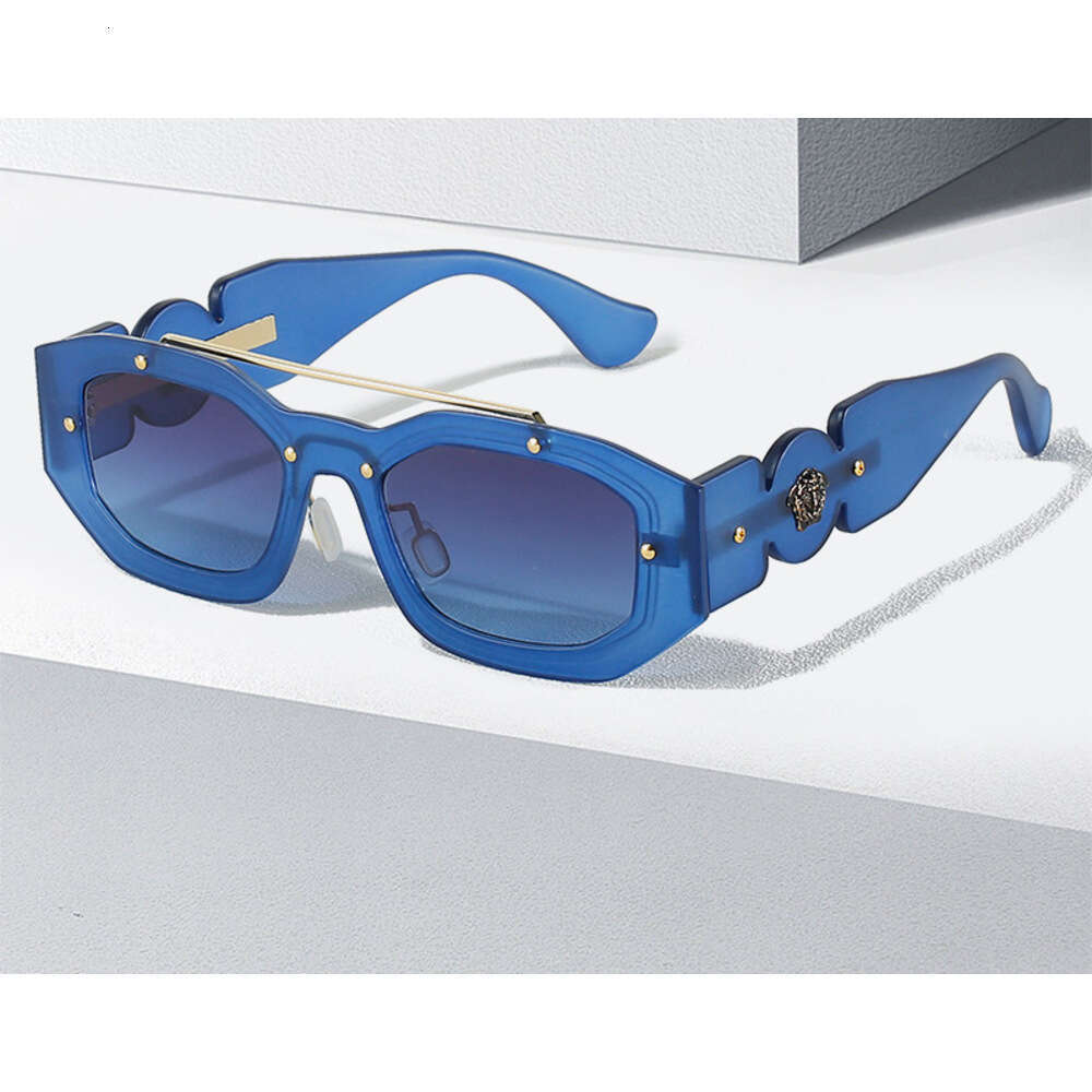 New Fashion European And American Trend Square Frame Modern Lens Sunglasses Wholesale Chunjinqiuli