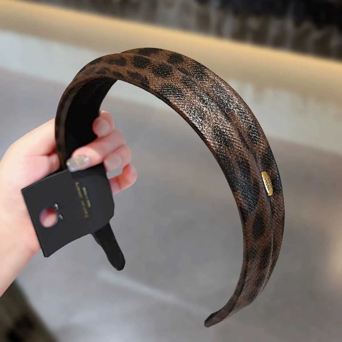 New autumn winter new fashion leopard print leather headband wide hair accessories band for women girl vintage adults kpop 2025 D260326