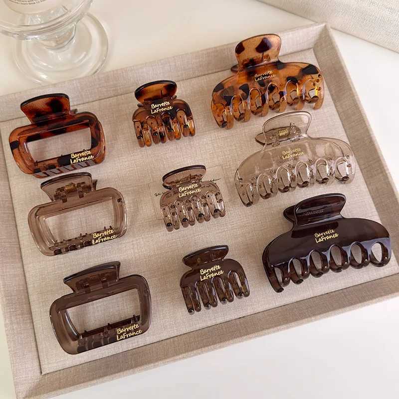 Korea Gold Label Letters Simple Transparent Square Hair Claws Geometry Barrettes Womens Fashion Hairpins Shark Clips Retro New H260326