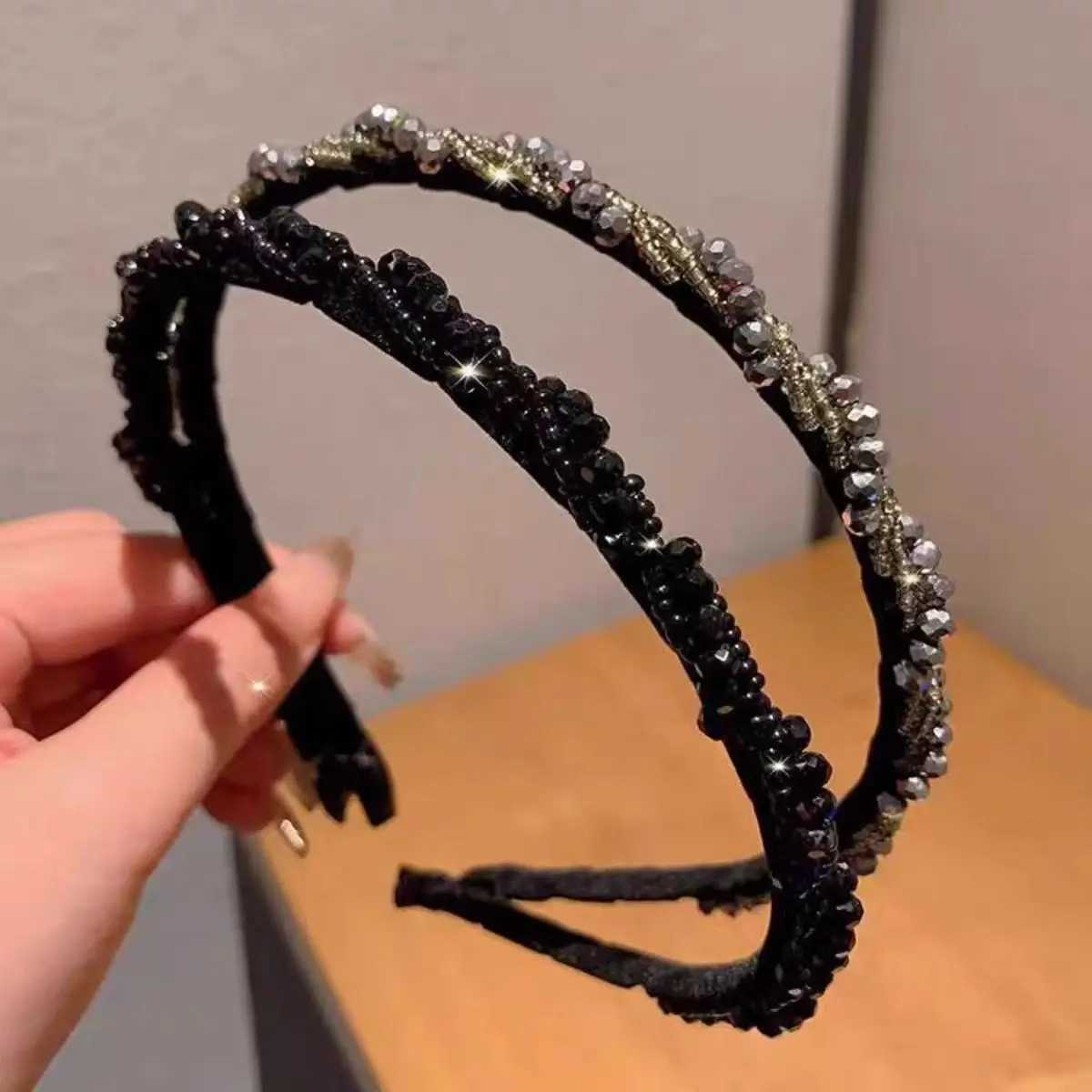 New Black Hairpin for Women Korean Style Bright Diamond Wrapped Crystal Headband Fashionable and High-End Headband Accessories D2603261