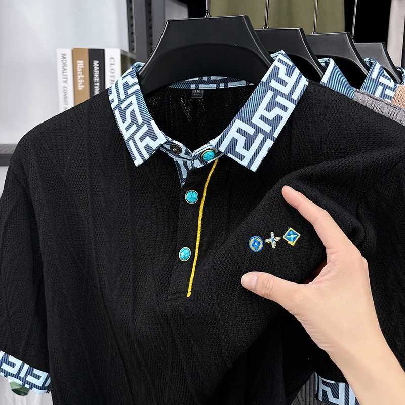 High End Luxury Mens Polo Shirt Color Blocked Lapel Short Sleeve T-Shirt Summer New Embroid Wrinkle Resistant Fashion Menswear C260326