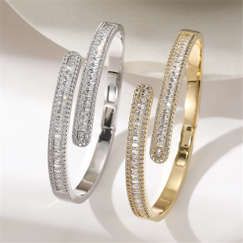 luxury cuff designer bracelet bracelet for woman AAA cubic zirconia fashion flower copper 18k gold rose gold silver diamond bracelets jewelry women friend gift box