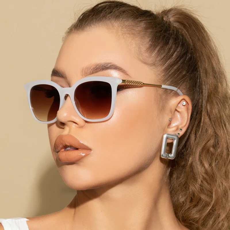 Vintage Square Sunglasses Women Fashion Round Glasses for Women Men Simple Metal Hollow Eyeglasses Lentes De Sol Mujer D260326