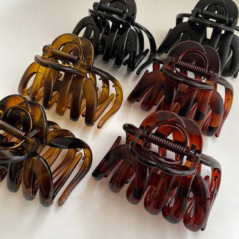 French Style Acrylic Pumpkin Hair Claws for Women Korean Design Simple Hollow Ponytail Shark Clip High Volume Hairpin Accessory H260326