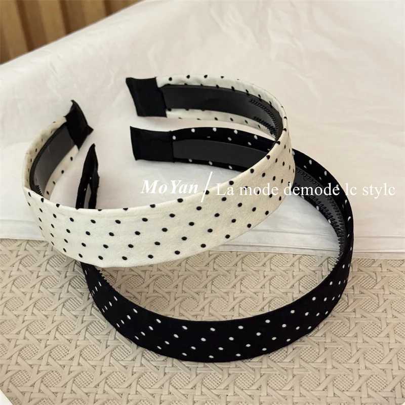 2026 Casual Korean Polka Dot Hairband Fashion Simplicity Black White Color Non-Slip Grip Headband for Women Chic Hair Accessory D260326