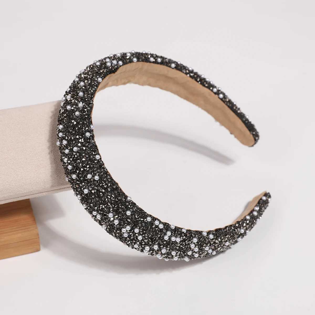 Pearl and Rhinestone Wide Headband Multi-Color Light Luxury Shiny Headband Versatile for Daily Wear/Parties Makes Face Look Smaller Elegant Hair Acces
