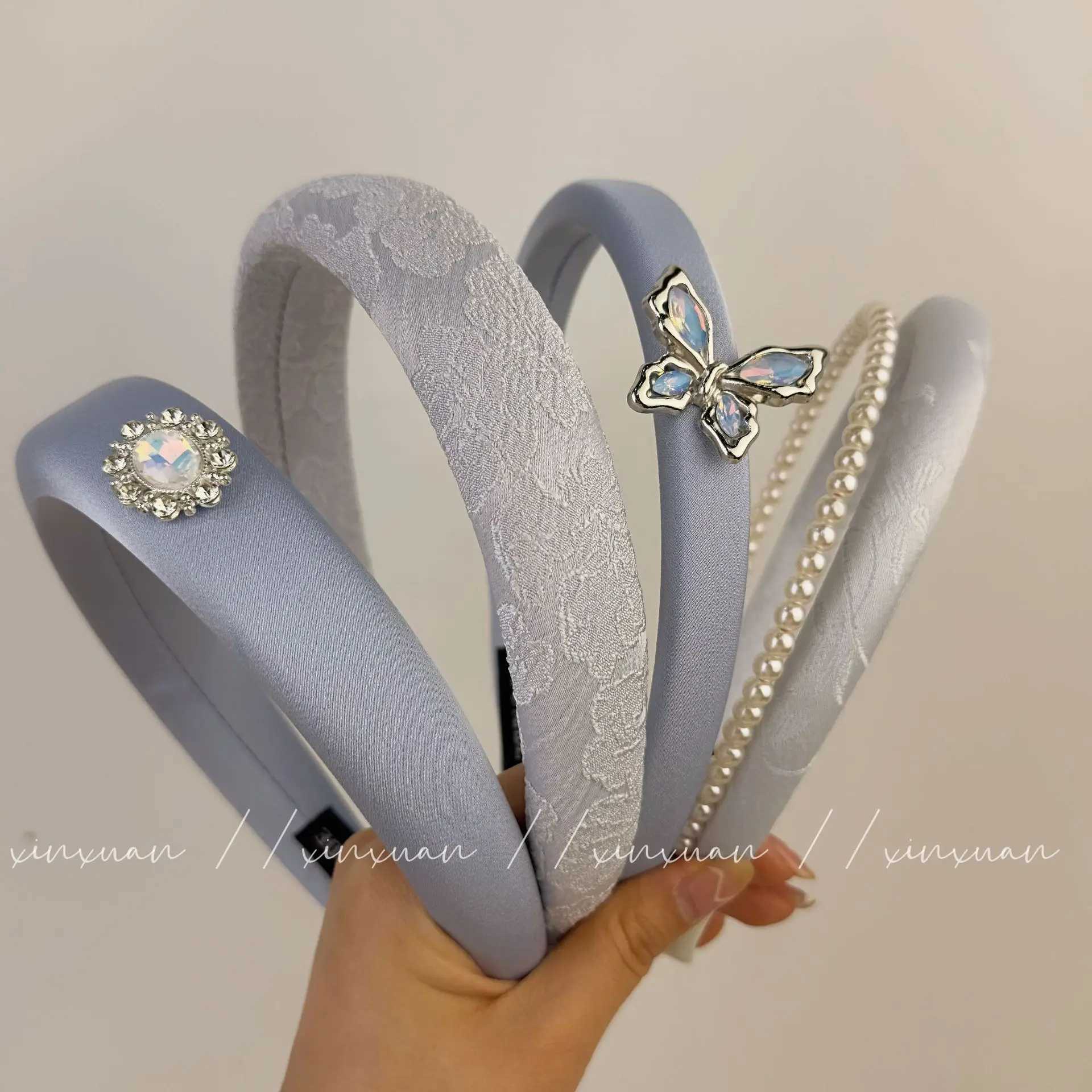 Silver Diamond Butterfly Pearl Women Headband 2024 Spring Summer Blue Romantic Butterfly Elf Head Band Princess Hair Accessory D260326