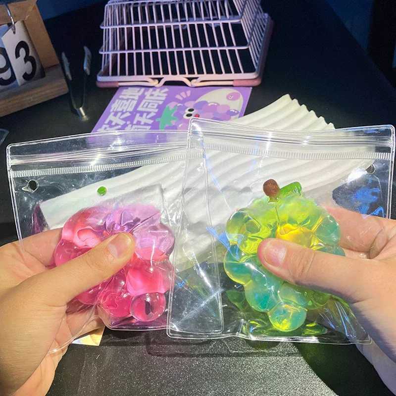 1Pcs Squeeze Stress Relief Hand Toys Fruit Grapes Toy Anti-Anxiety Fruit Stretchy Slow Rising Sensory Props H260326