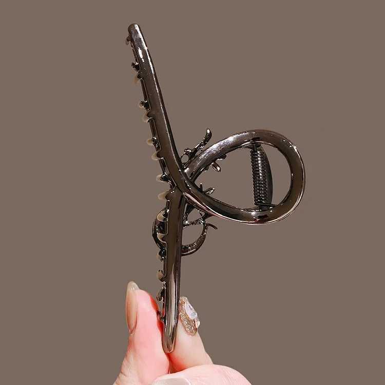 Y2K Moon Flower Metal Hair Claw Crab Hairpins Hair Clips Pearl Barrettes Women Girls Korean Ponytail Clip Hair Accessories H260326