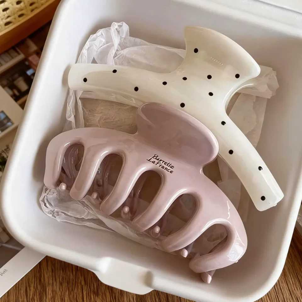 Korean Large-Sized Acrylic Shark Bone Hair Clip French Polka Dot Arc-Shaped Back-Of-The-Head Hair Claw Clip Womens Hair Accessory H260326