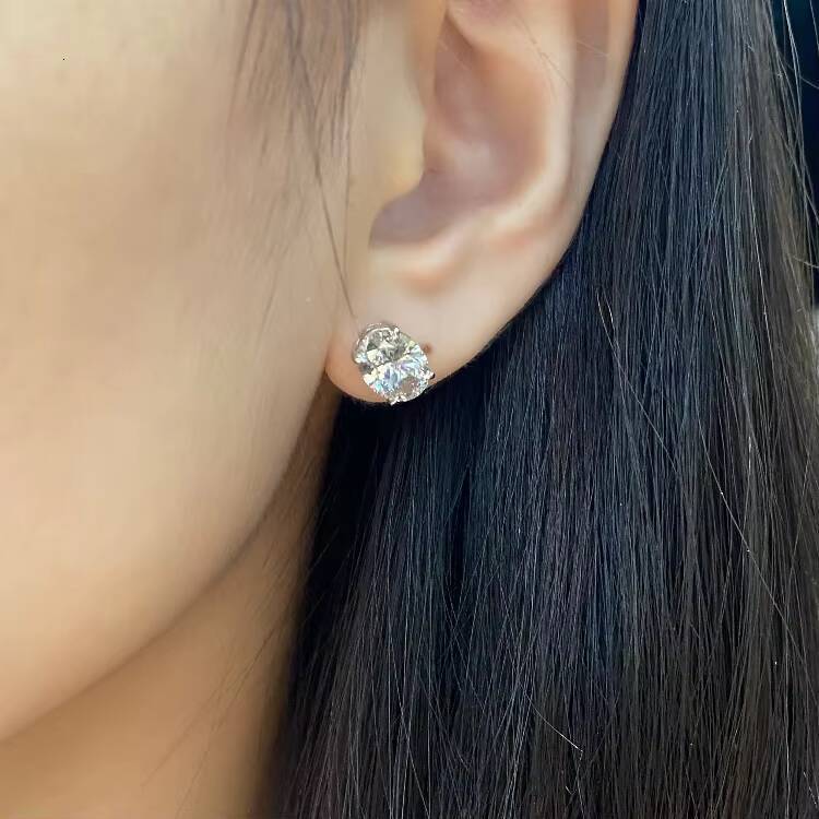 Classic 2ct Oval Laboratory-grown Diamond Stud Earrings Pt950 Platinum Plated 18K Solid Gold Trendy Womens Jewelry