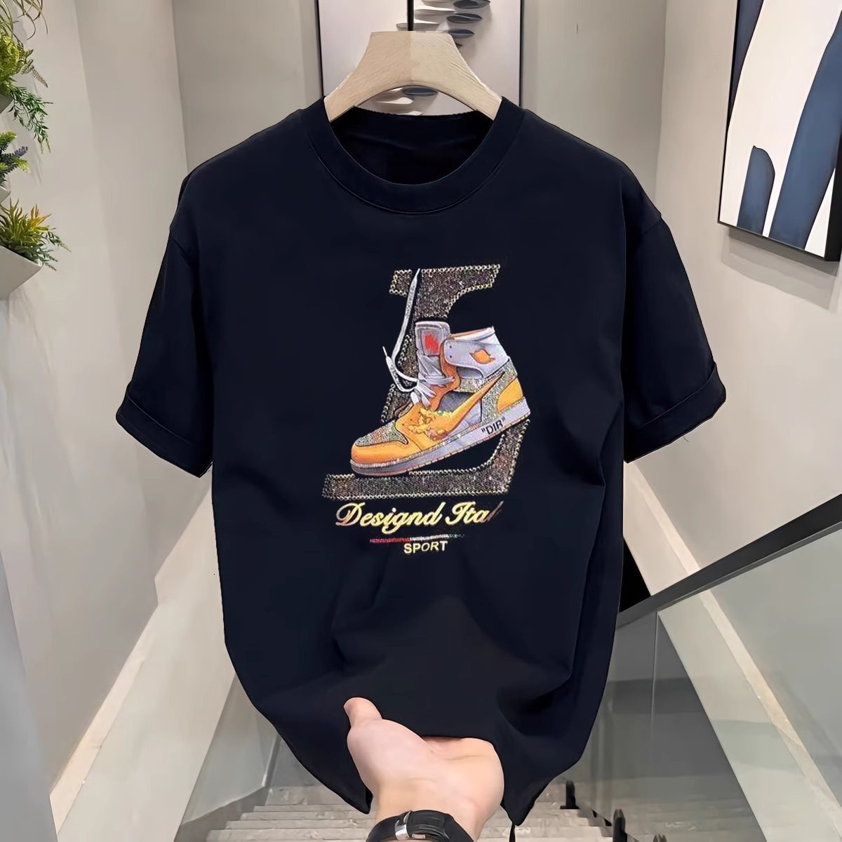 Mens Designer T Shirt Stylish Womens T-Shirt Hipster Luxury American Style Trend Polo Shirts Solid Color Couple's Style Comfortable Fabric T Shir